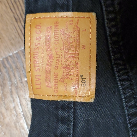 Levi's 501 Jean shorts - Picture 5 of 5